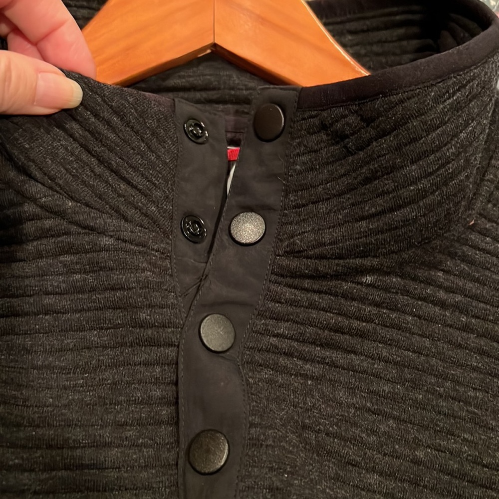 Black pullover - Picture 4 of 5